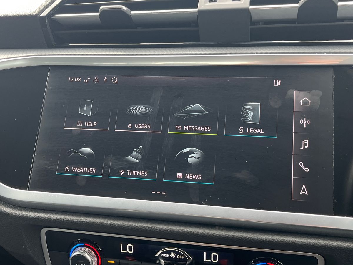 Audi Q3 Photo 37