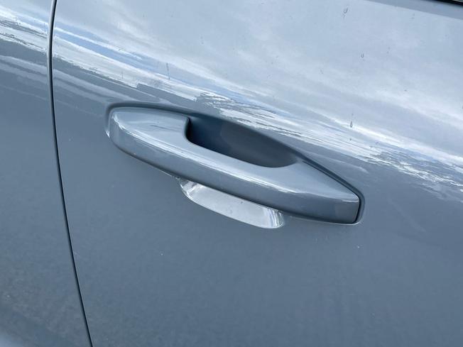 VOLVO Xc40 Photo 24