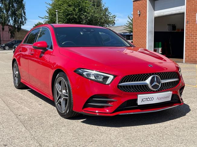 MERCEDES-BENZ A Class Photo 23