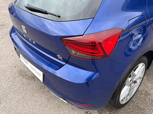 SEAT Ibiza Photo 22