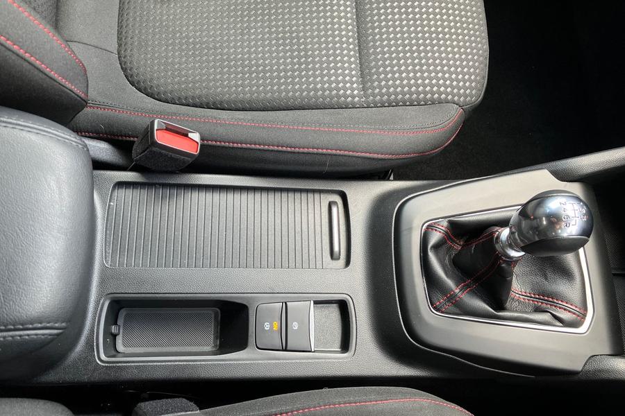 Ford FOCUS Photo autoimg-fef3a813c202ee812b8f94757bbb33e412ee8961.jpg