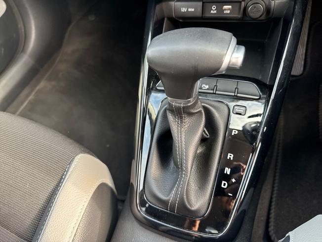 KIA Stonic Photo 32