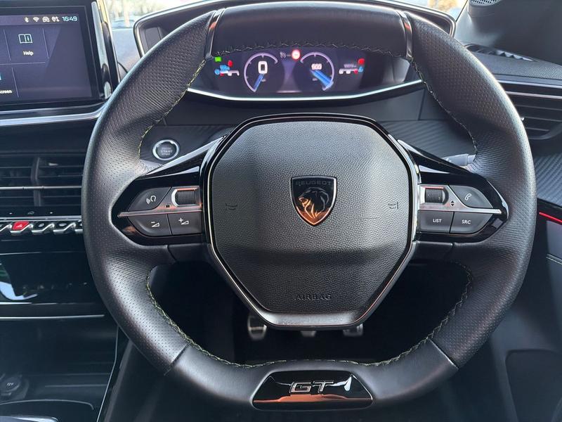 Used Peugeot 208 NV24HDO 32