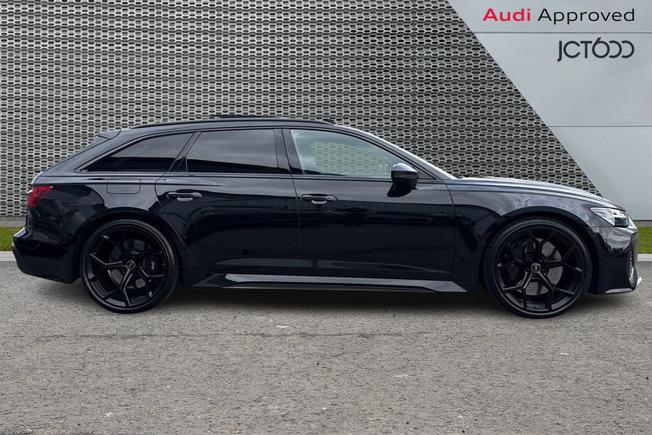 AUDI RS6 Avant Photo 4