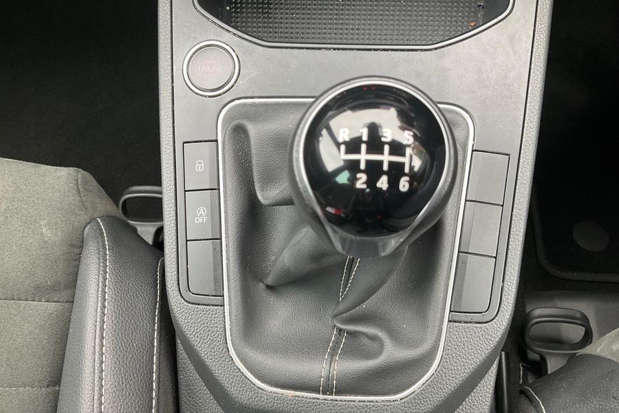 SEAT IBIZA Photo autoimg-fefb4285fa3af1c18de177e09f3a3fcc0f4ed3a9.jpg