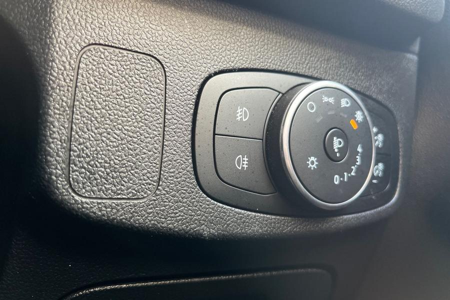 Ford FOCUS Photo autoimg-fefc815f86116f3be34d87b0f916c066677d6a9c.jpg