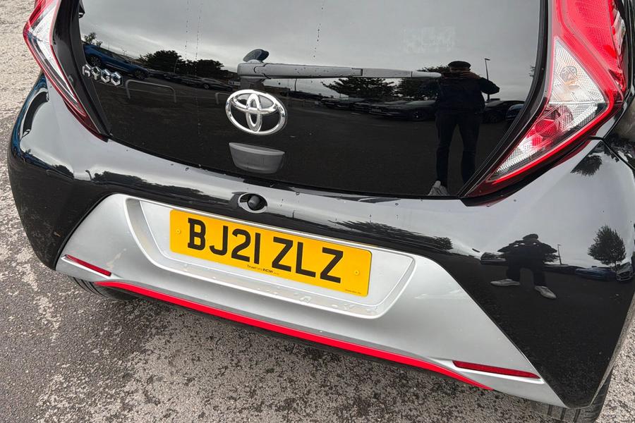 Toyota AYGO Photo autoimg-feffcd1200d467c03c931df2c5a6f3b8af9bf5a2.jpg