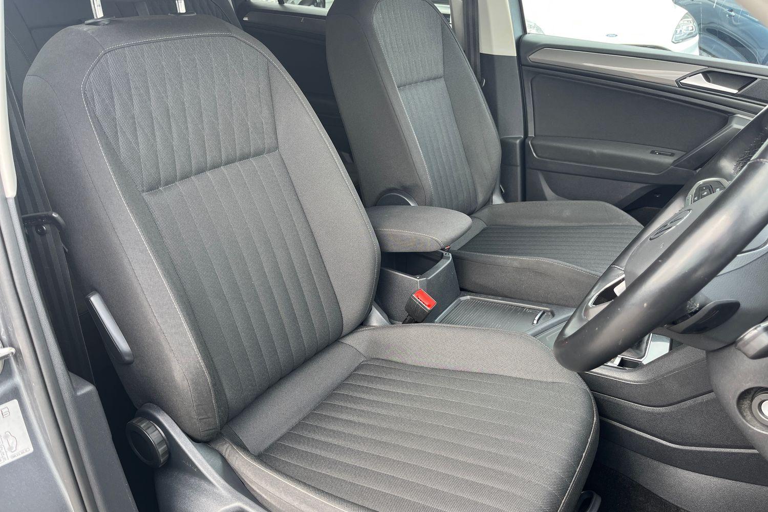 Volkswagen TIGUAN ALLSPACE Photo 16
