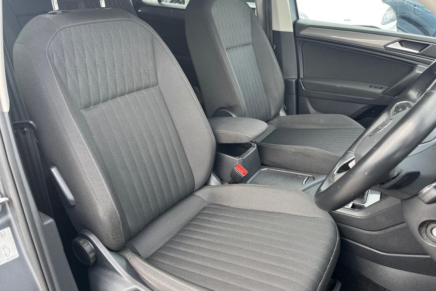 Volkswagen TIGUAN ALLSPACE Photo autoimg-ff00025229c1f6503b0eb68f888033bac0889a57.jpg
