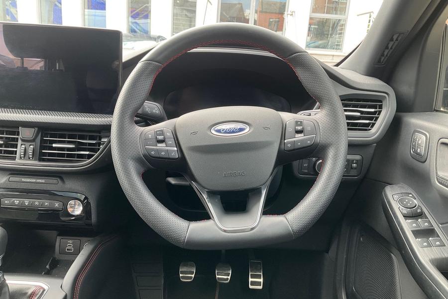 Ford KUGA Photo autoimg-ff02405f87435d8d5540f96aab8972a4be237be7.jpg