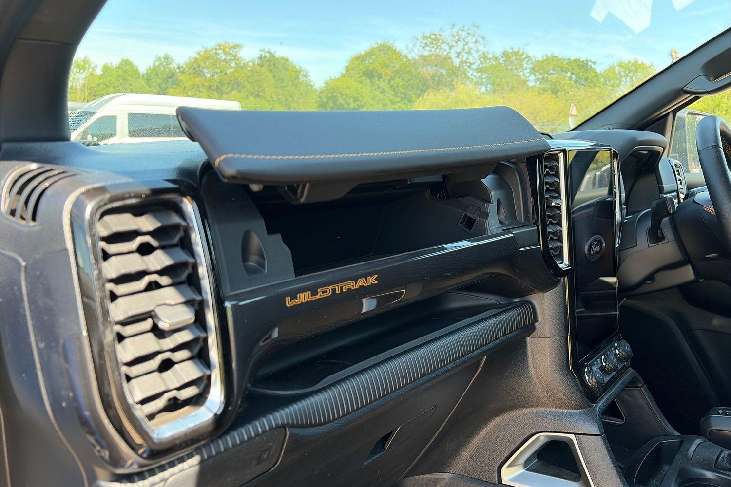 Ford RANGER Photo 29