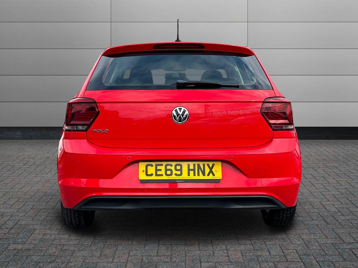 Volkswagen Polo Photo autoimg-ff0408cef04a1167830e1cc9d5f112a803e30b84.jpg