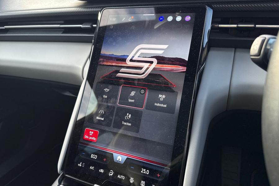 Ford Capri Photo autoimg-ff0472ff7e4a8ed48213600900732ccb1a4a8b6d.jpg