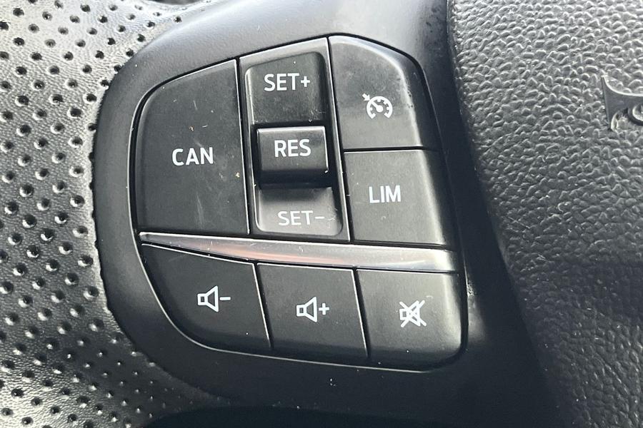 Ford PUMA Photo autoimg-ff053539a131d5f051e280b7cd37855fc283ac2f.jpg