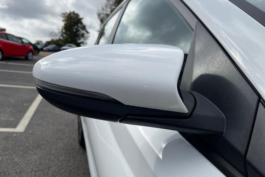 Hyundai i20 Photo autoimg-ff05d1274a34af597306ed923aaff2296b1938f6.jpg