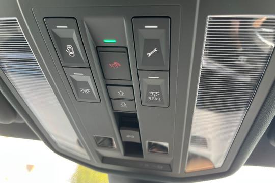 Volkswagen Touareg Photo autoimg-ff0687b80afbb3619faf4236f98b00df81d07c7b.jpg