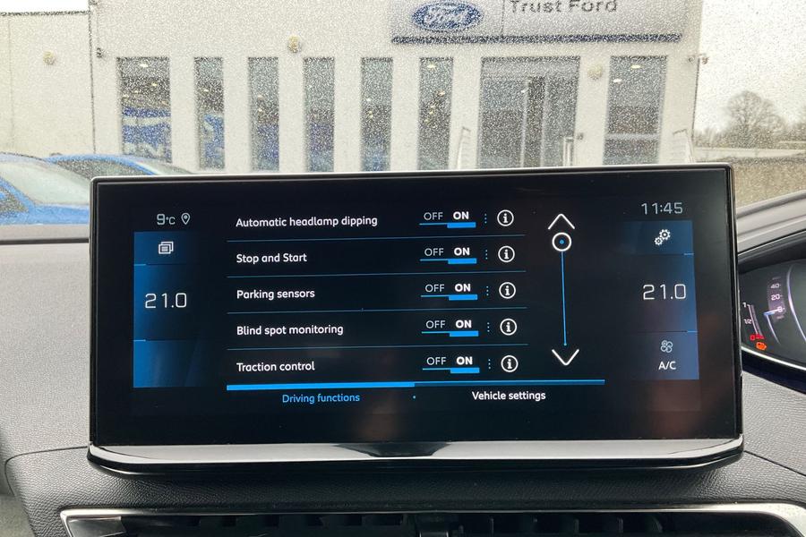 Peugeot 5008 Photo autoimg-ff08190010bec8144c3c015ac0f98c76c50239ae.jpg