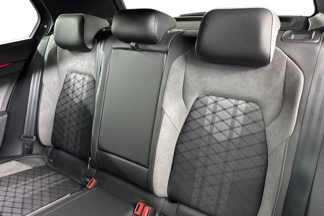 VOLKSWAGEN Golf Photo 9