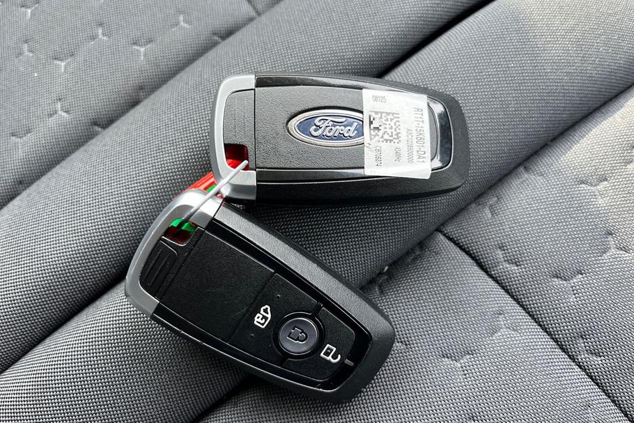 Used FORD TRANSIT CUSTOM WR75ZBE 19