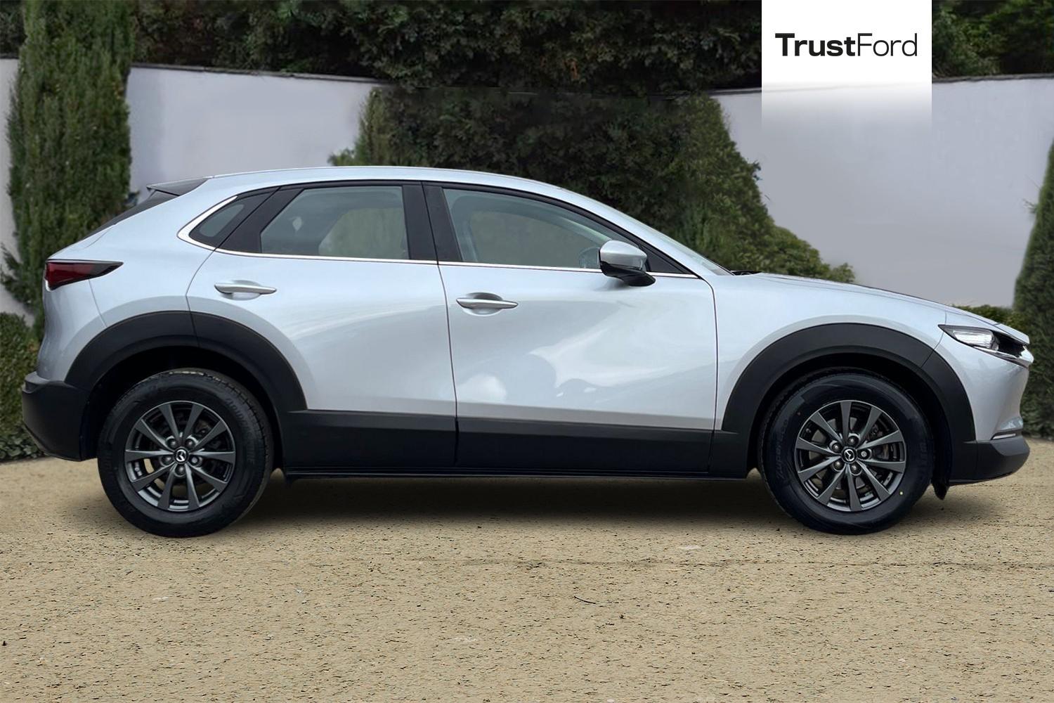 Mazda CX-30 Photo 2