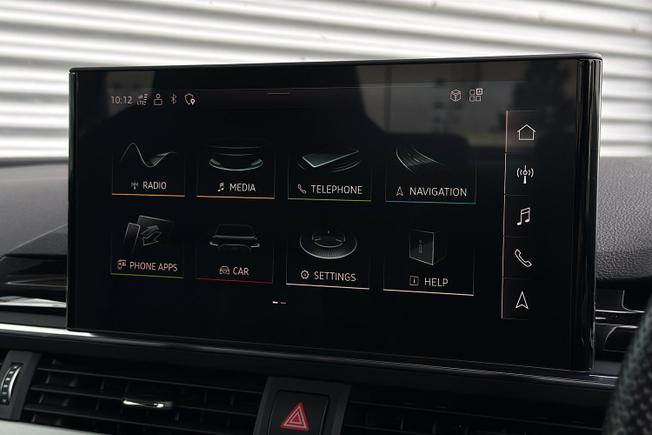 AUDI S4 Photo 13