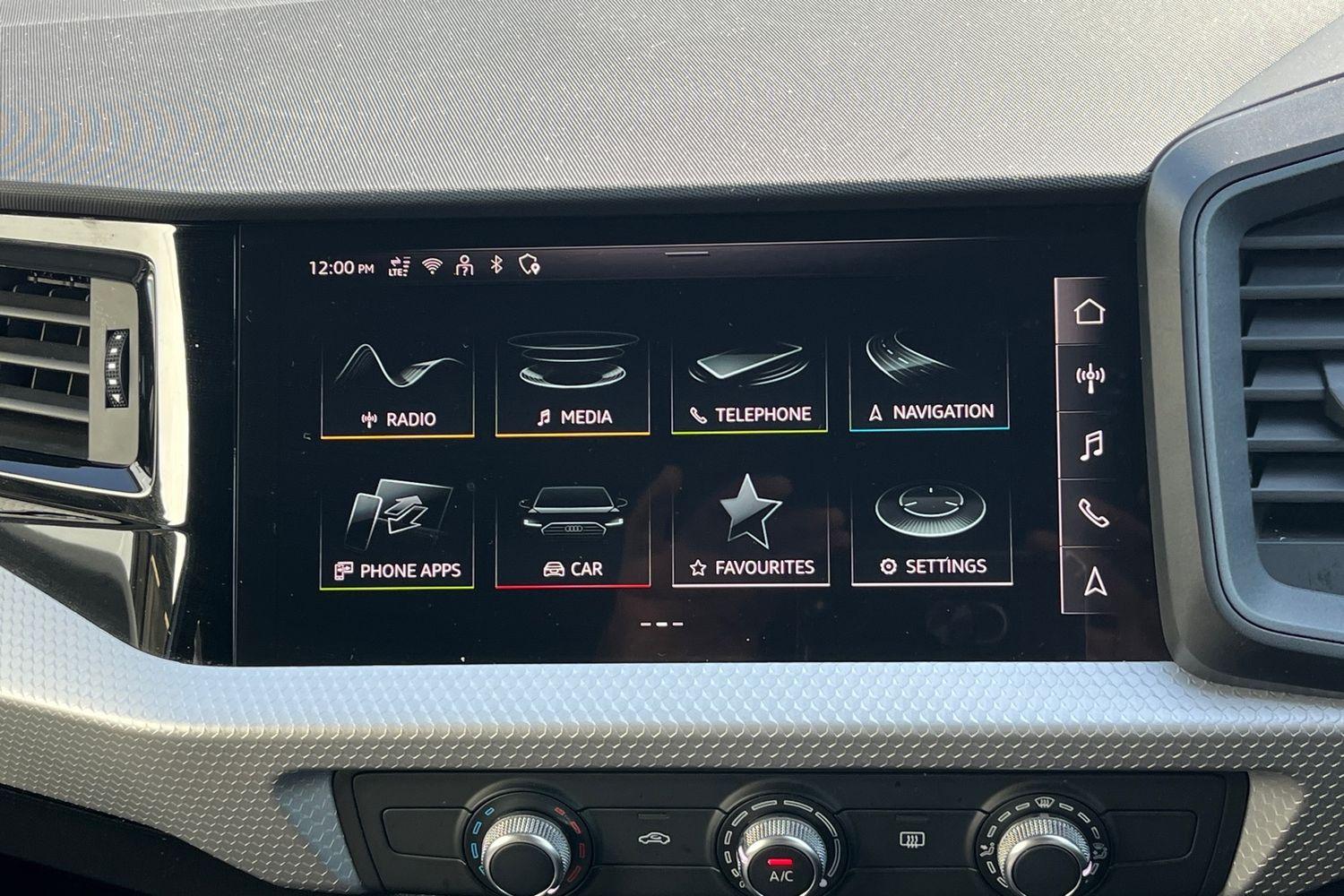 Audi A1 Photo 33