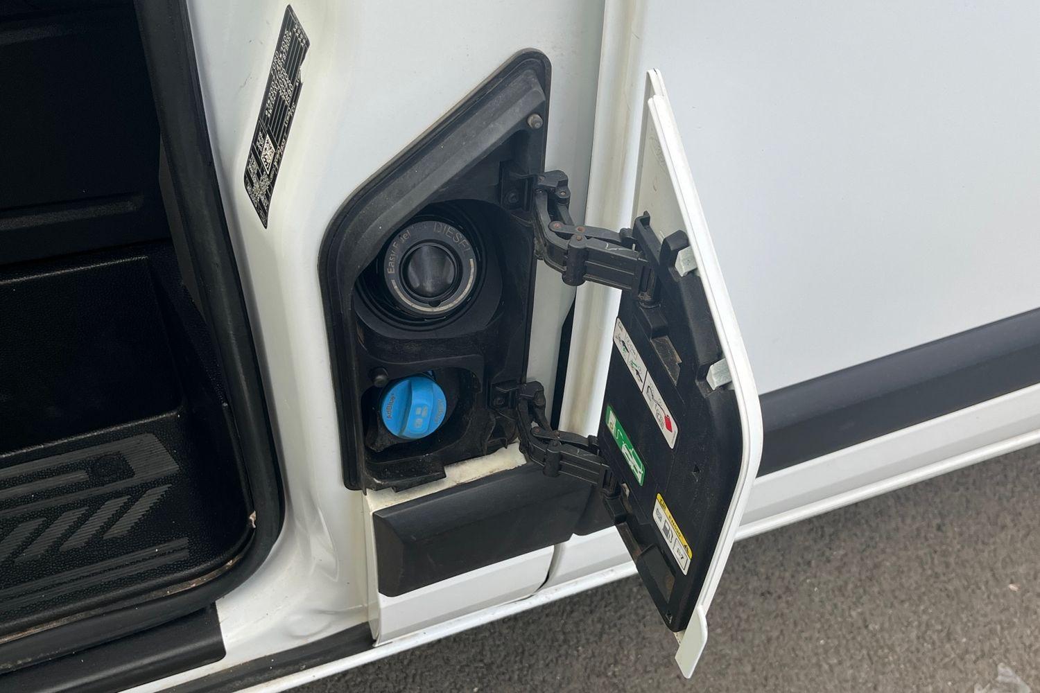 Ford TRANSIT CUSTOM Photo 33