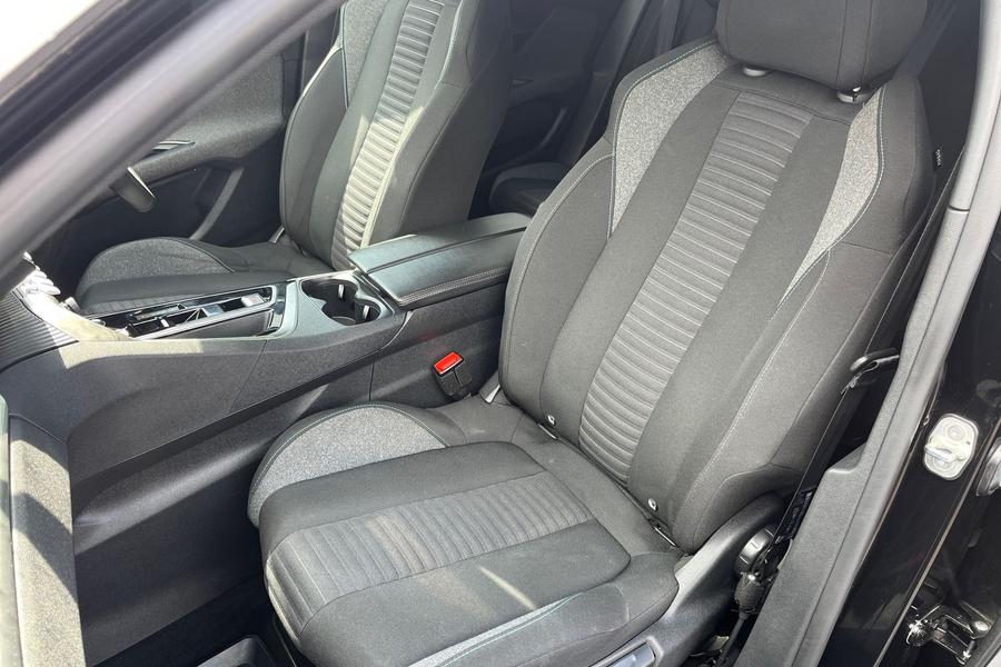 Peugeot 3008 Photo autoimg-ff198b2b190c76873fcca9c3fe303030cd5dda64.jpg