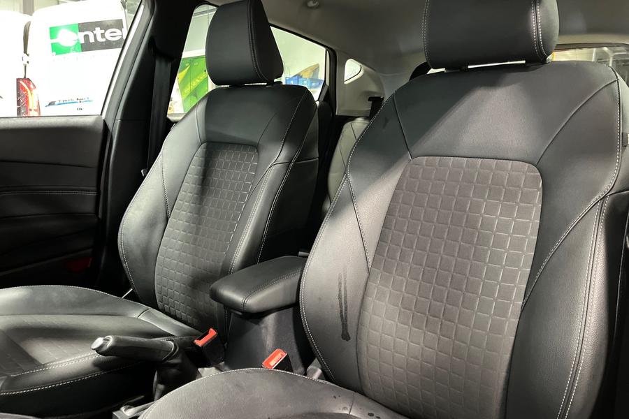 Ford FIESTA Photo autoimg-ff1e940559077e6133963ad52868751c10517bab.jpg