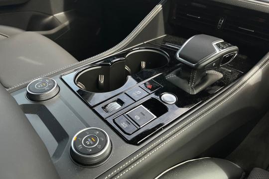 Volkswagen Touareg Photo autoimg-ff2105bcc1cc159b992f914406817219c593decc.jpg