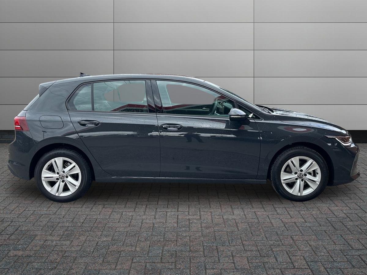 Volkswagen Golf Photo autoimg-ff22858a9aa0a43d6be80b6681ea7fc8e2284c4c.jpg