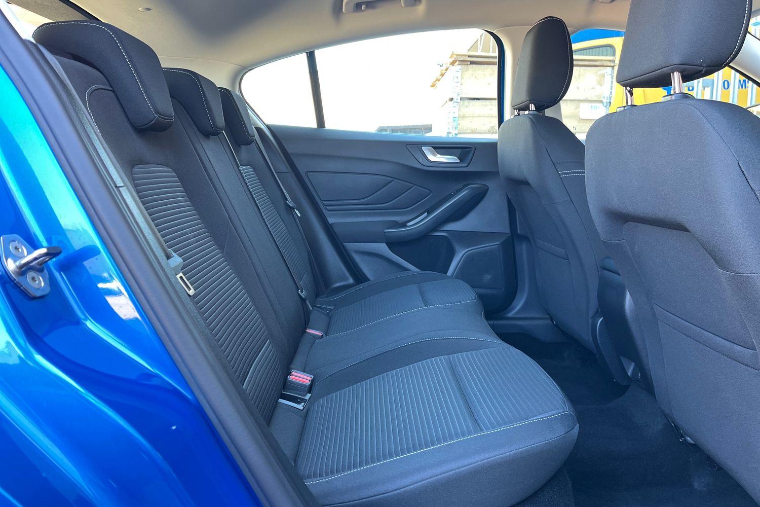 Ford Focus Photo 25
