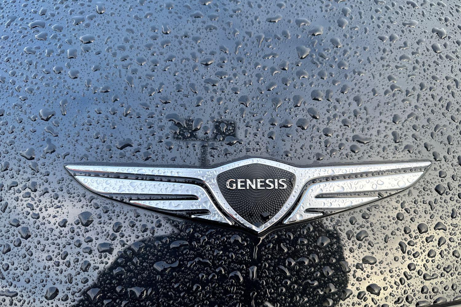 Hyundai Genesis Coupe & Sedan Emblem