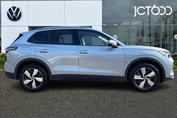VOLKSWAGEN Tiguan Photo 4