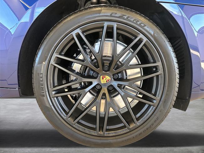 PORSCHE Macan Photo 9