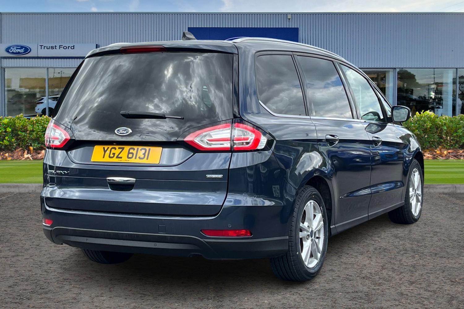 Ford GALAXY Photo 3