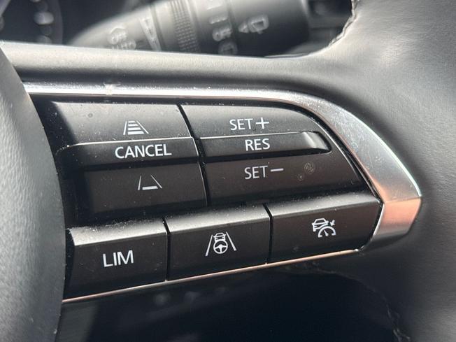 MAZDA CX-30 Photo 17