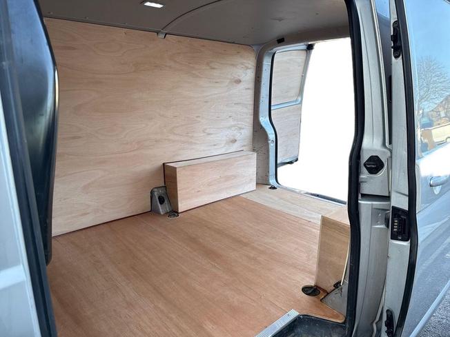 Volkswagen Transporter Photo 9
