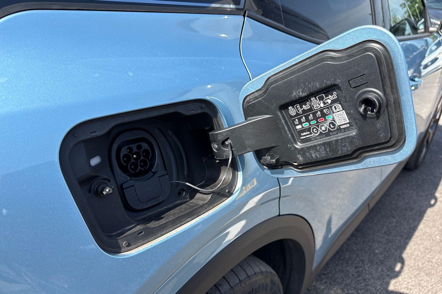 Ford Explorer Photo 17