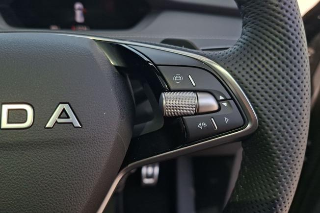 ŠKODA Enyaq Photo 17