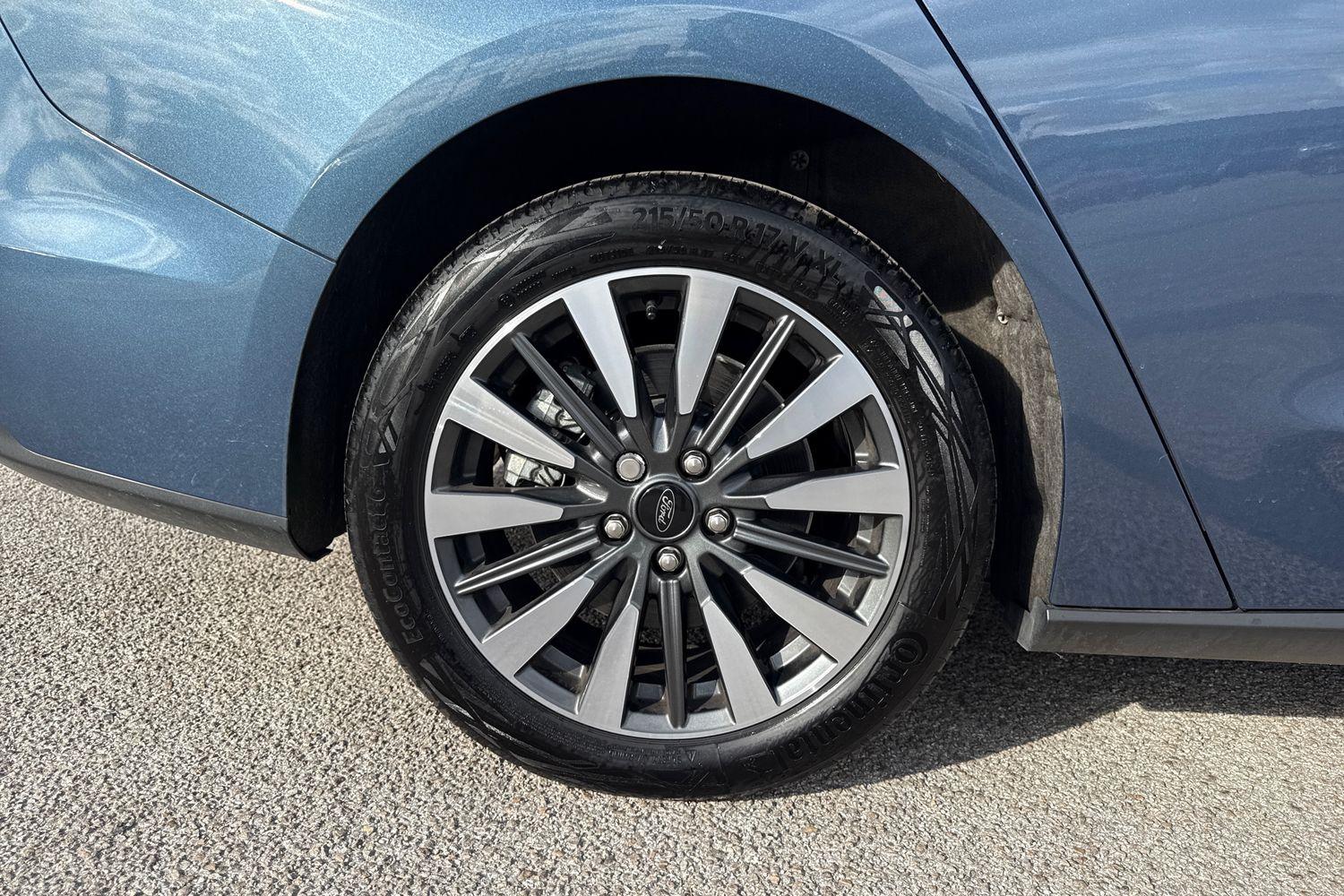 Ford FOCUS Photo 7