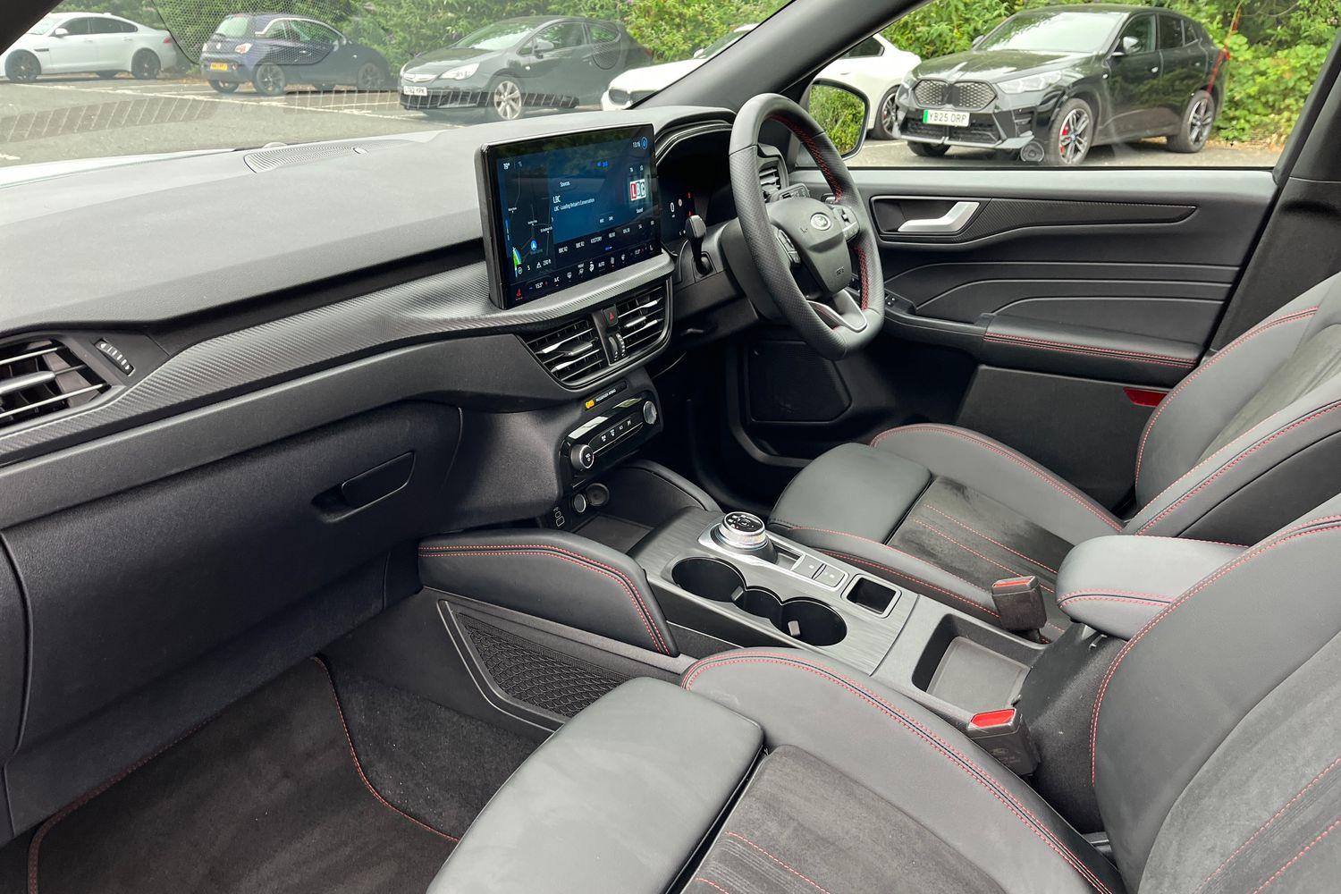 Ford KUGA Photo 17