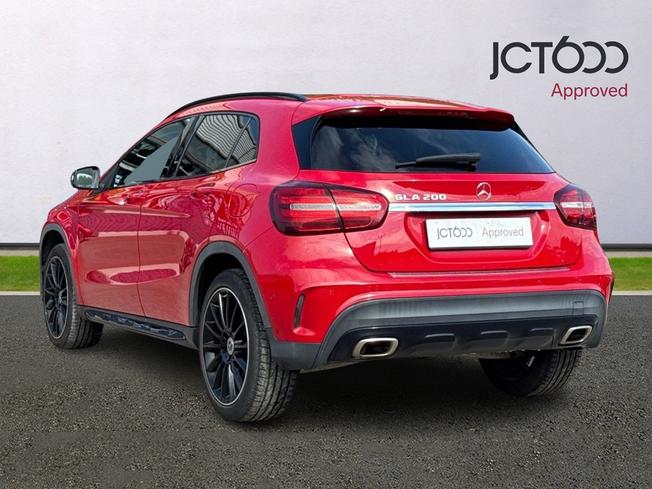 MERCEDES-BENZ Gla Photo 3
