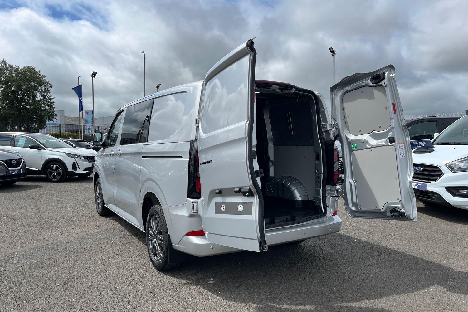 Ford TRANSIT CUSTOM Photo 24