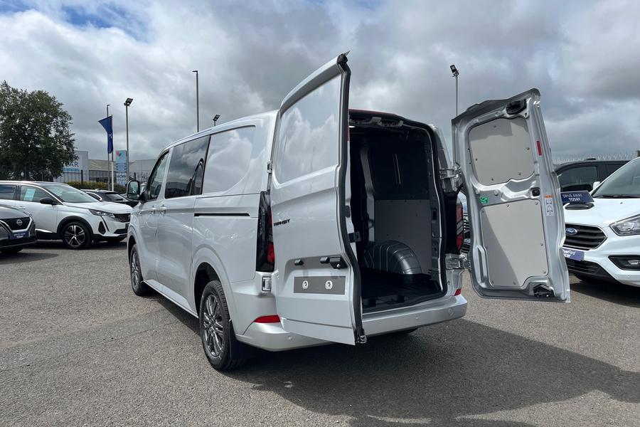 Ford TRANSIT CUSTOM Photo autoimg-ff3dd7a838216244260071fc15d98b8e9adfa7f0.jpg