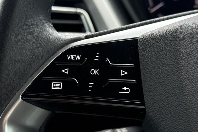AUDI Q4 E-Tron Photo 16