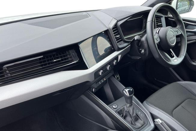 Audi A1 Photo 2