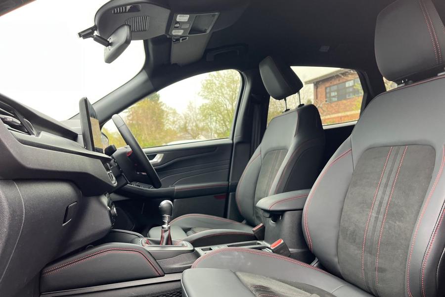 Ford Kuga Photo autoimg-ff3ec604a2f704ad24b5db7dc880ad3020276c3e.jpg