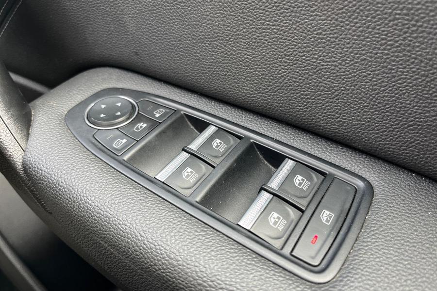 Renault CAPTUR Photo autoimg-ff3f9c34c7cb208597b14236973e0f0b1315e9c6.jpg