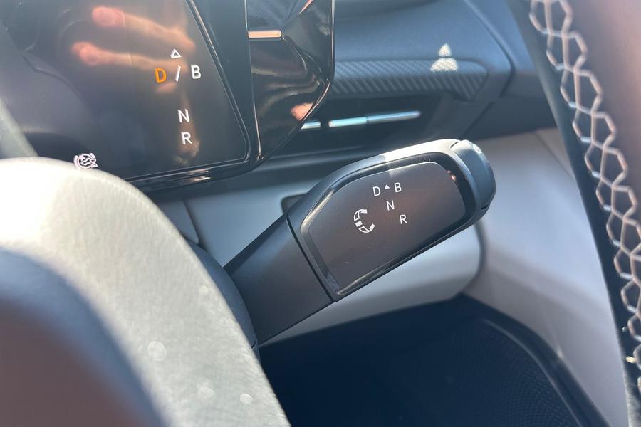 Ford EXPLORER Photo autoimg-ff441b39cc8e81c37831708ed7ce8865dc7bb35e.jpg